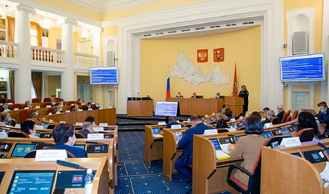 Депутаты дали оценку работе судебных приставов 